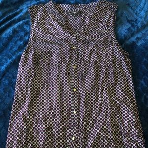 Very cute button down that is super comfy!